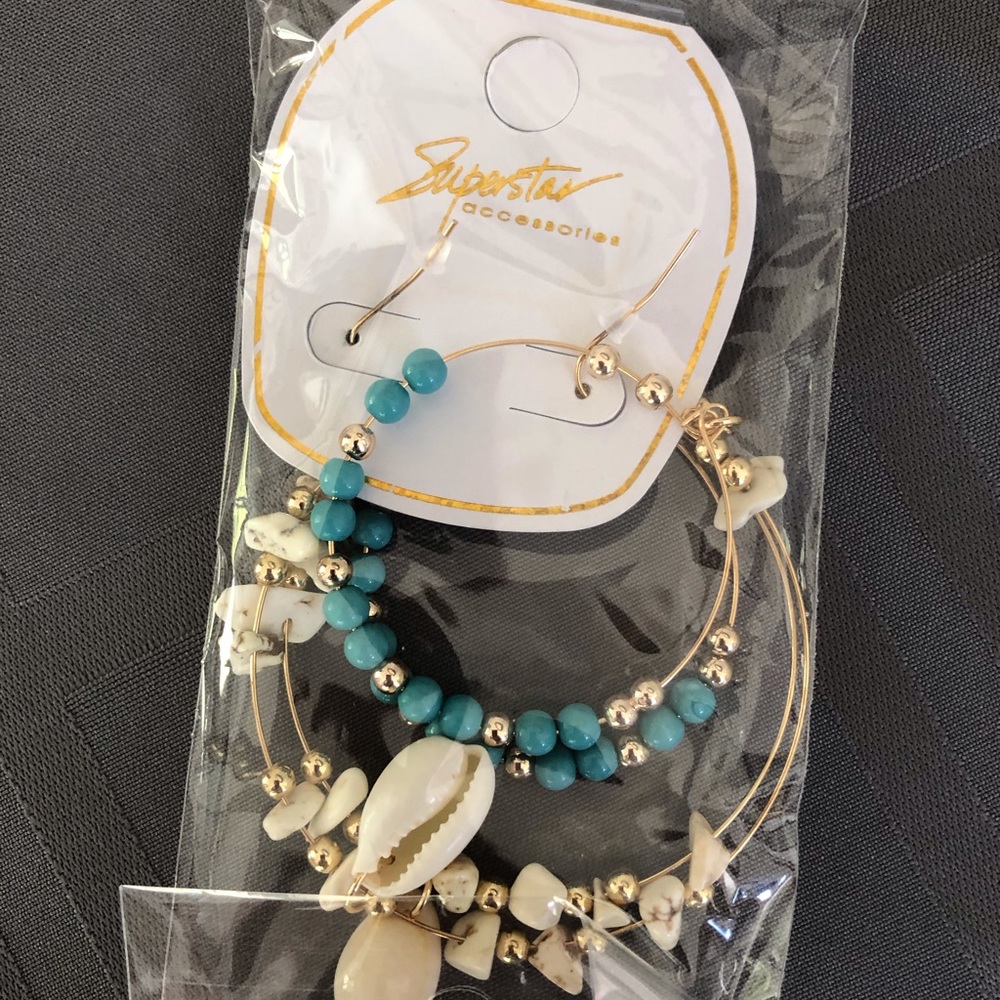 2 sets of shell & turquoise stone earrings NWT - Picture 2 of 4